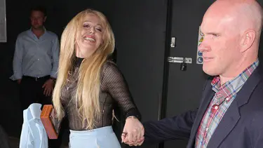 Tiffany Trump ayakta durmakta zorlandı