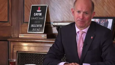 Büyükelçi Komşum Olur: Birleşik Krallık