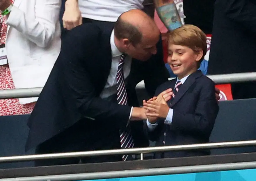 Kraliyet Ailesi, David Beckham ve Ed Sheeran EURO 2020 İngiltere-Almanya Maçı tribününde 6