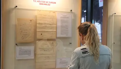 Atatürk'ün Samsun'a gelişini duyuran 5 gazetenin ortak nüshası sergileniyor