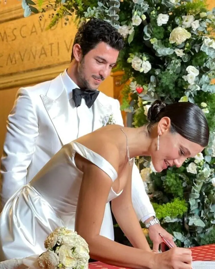 Pınar Deniz'den beklenen fotoğraf geldi! Ayna karşısında hamilelik pozu: Nereden, nereye 4