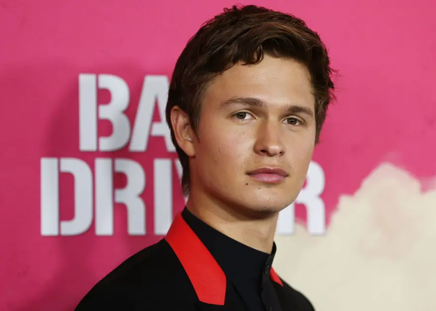 Genç oyuncu Ansel Elgort cinsel tacizle suçlanıyor 3
