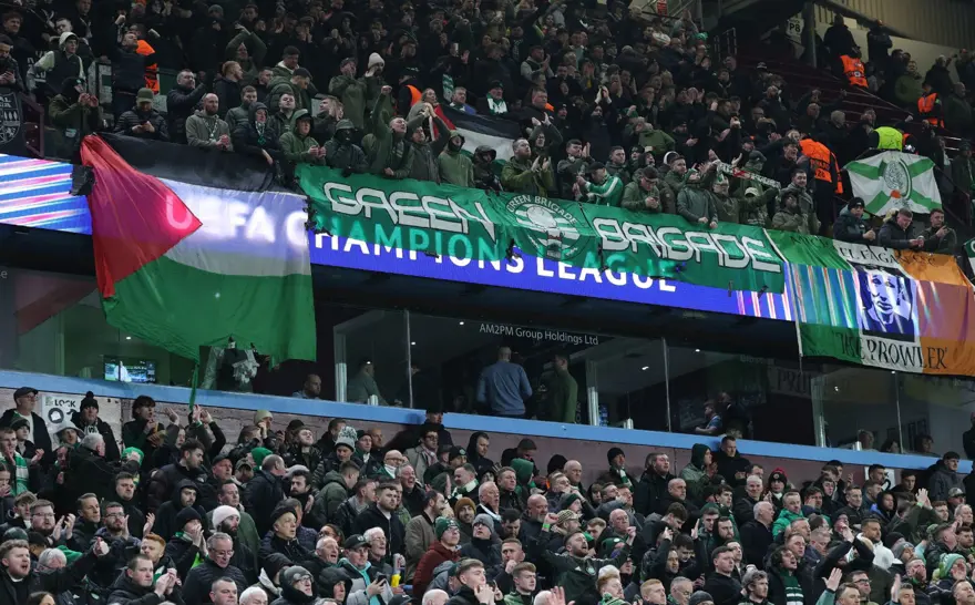 "İsrail'e kırmızı kart göster": Celtic'in pankartı UEFA disiplin komitesine gitti 2