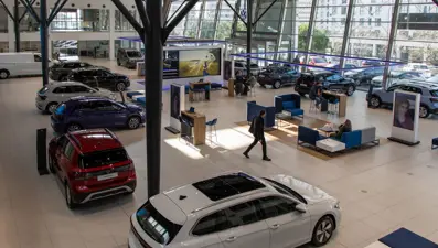 Çin etkisi Alman otomotiv devlerini sarstı: Karlar ilk çeyrekte 3 hane geriledi