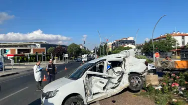 Yozgat'ta otomobil ve minibüs çarpıştı: Bir ölü, iki yaralı