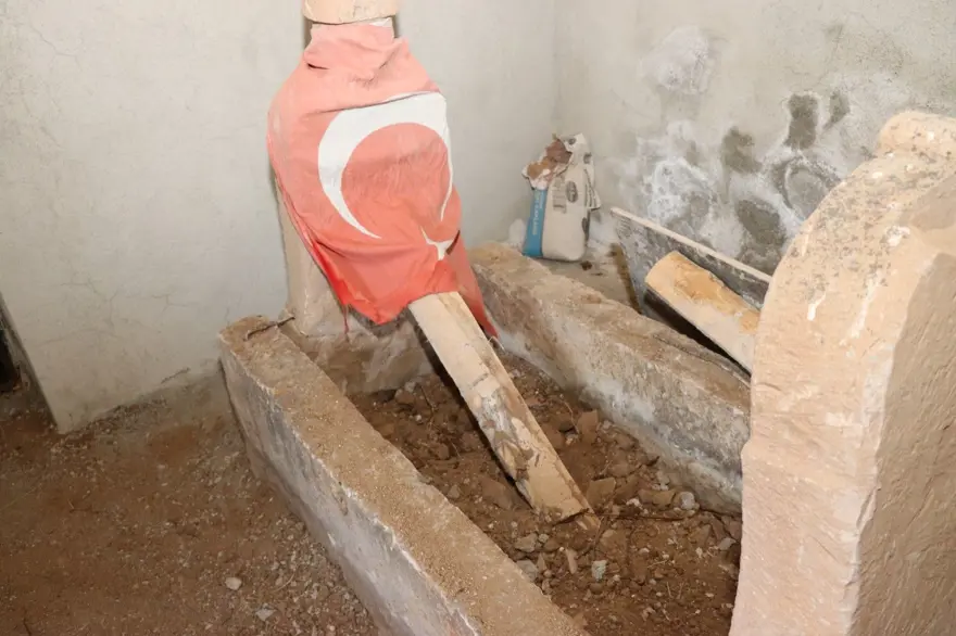Şehit mezarları tahrip edildi, savcılık soruşturma başlattı 2