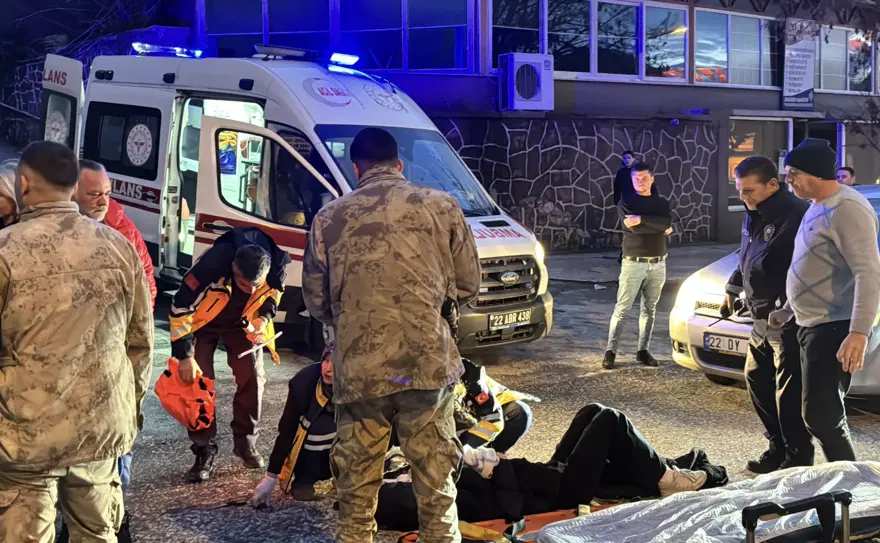 Okul yolunda kaza: Lise öğrencisi yaralandı Okul yolunda kaza: Lise öğrencisi yaralandı