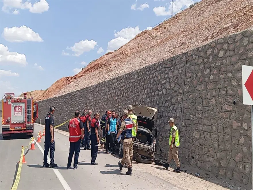 Üç arkadaş altı günde yaşamını yitirdi 6 Üç arkadaş altı günde yaşamını yitirdi 6