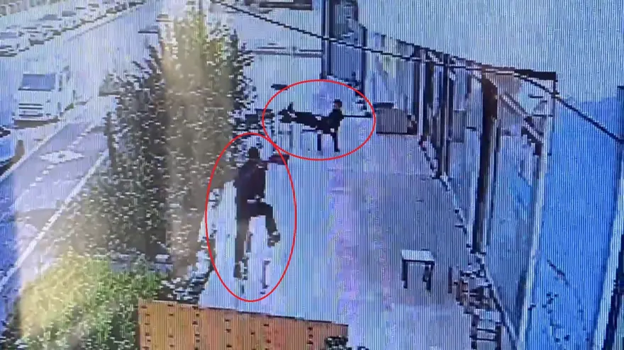Sokak ortasında silahlı saldırı 5