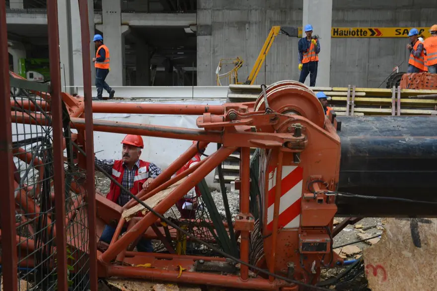 YHT Garaj inşaatında kaza 13