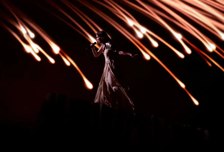 Tarihin en çalkantılı Eurovision finali! 3