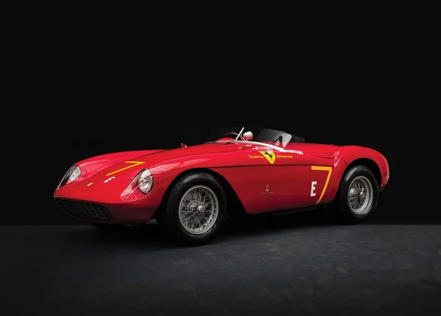1954 model hurda Ferrari 2 milyon dolara satıldı 2