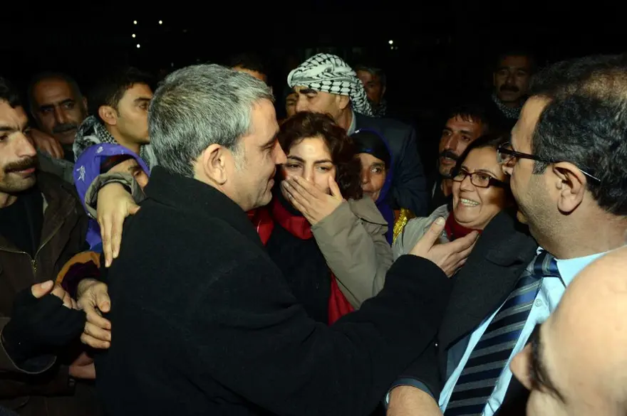 BDP'li vekiller tahliye edildi 9