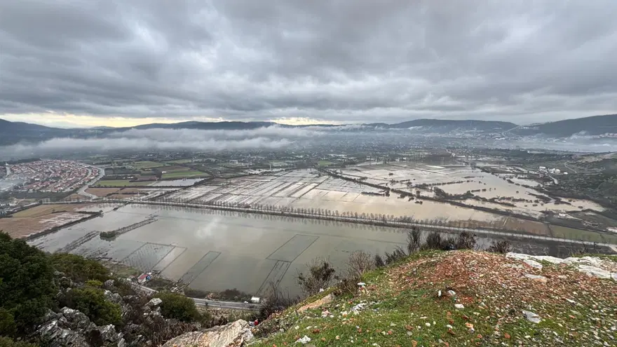 Muğla’da tarımarazileri su altında kaldı 2