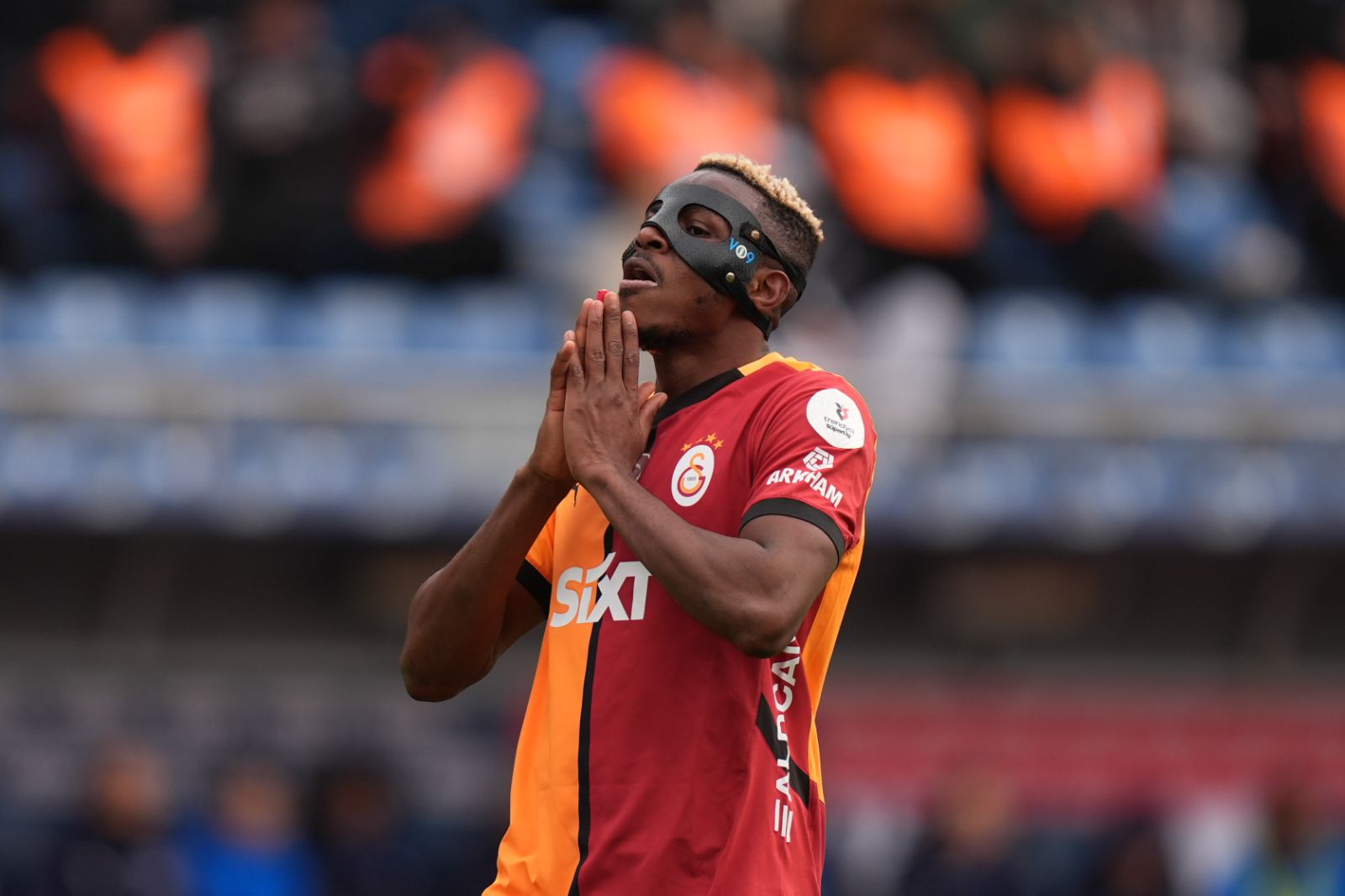 Galatasaray'ın yeni transferine ve Okan Buruk'a ağır eleştiri: "Aklım almıyor, şampiyonluk kaybettirir"