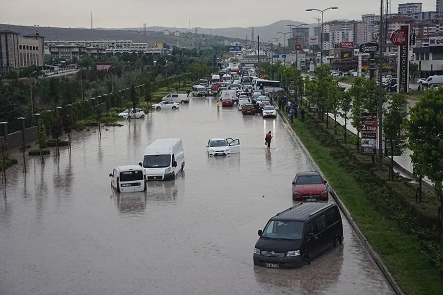 Afetlerin sayısında artış: İki il için acil eylem planı hazırlandı Afetlerin sayısında artış: İki il için acil eylem planı hazırlandı