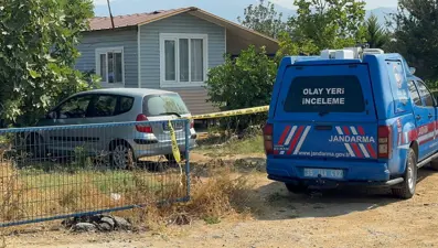 Ödemiş'te dehşet anları: Babasına baltayla saldırdı, tarım ilacı içti