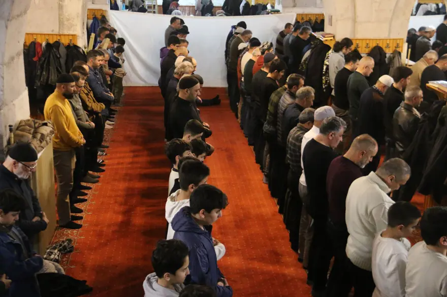 Sadece Sivas'ya yapılan 5 asırlık gelenek: Bütün camilerde söyleniyor 1