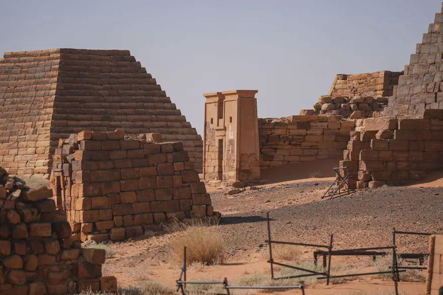 2 bin yıllık Meravi piramitleri çatışmalara rağmen ayakta: Tarihe ışık tutuyor 10