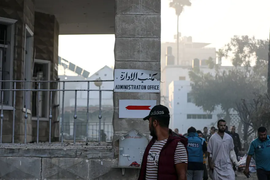 Fotoğraflarla hastane katliamı: Saldırının olduğu hastaneden yeni görüntüler 32