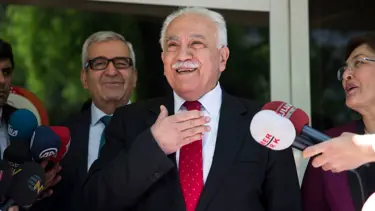 Vatan Partisi lideri Doğu Perinçek cumhurbaşkanı adayı oldu