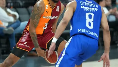 Galatasaray kazandı, play-off'a kaldı