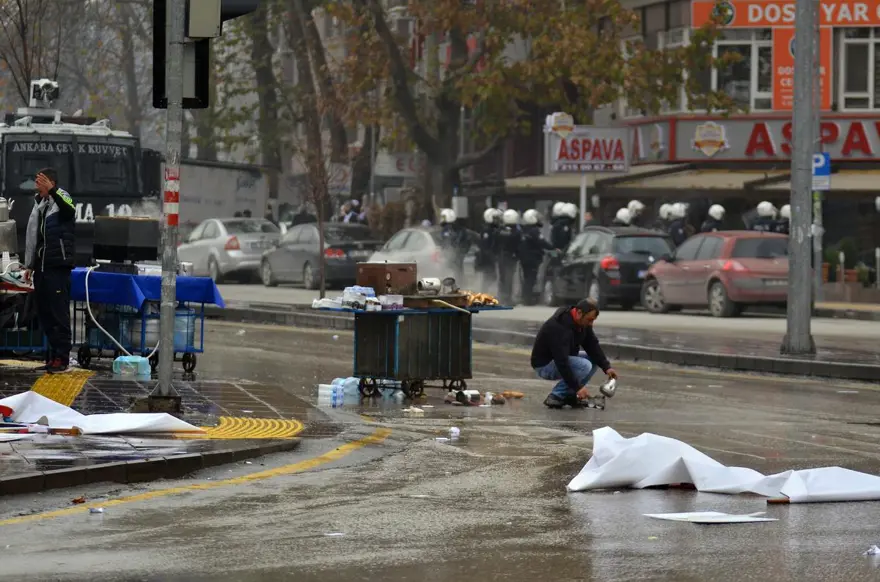 Ankara'da eyleme müdahale 14