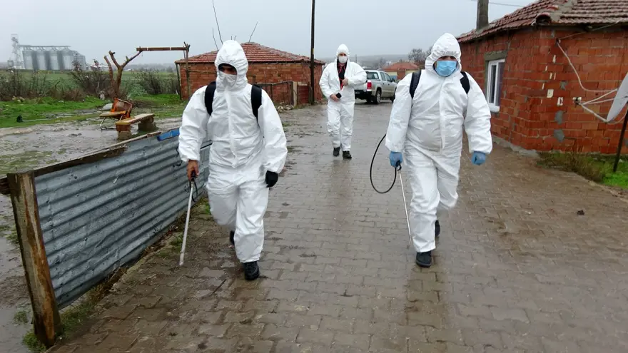 Bebek ziyaretinde 37 kişiye corona virüs bulaştırdı 8