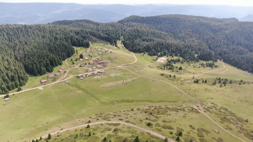 Bin 700 rakımlı zirvede: Görenleri şaşırtıyor 5 Bin 700 rakımlı zirvede: Görenleri şaşırtıyor 5