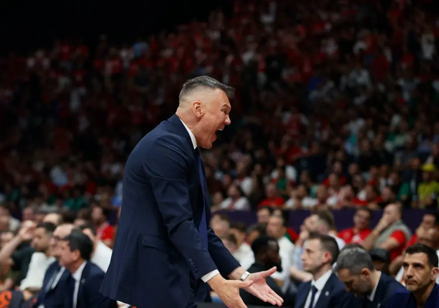 Fenerbahçe Beko'nun son topunun ardından gözyaşları: Ali Koç ve o an! 1