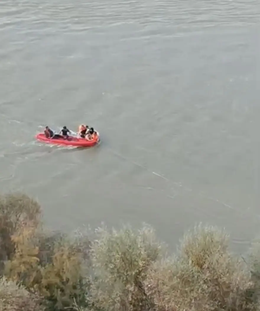 Piknik yaparken boğuluyorlardı: Birbirlerine sarılarak hayatta kaldılar 3