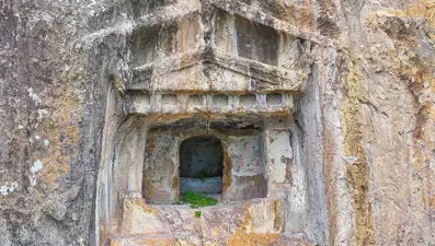 Karadeniz'in kültürel mirasları arasında yer alıyor: Ünye Kalesi'ne binlerce turist akın etti