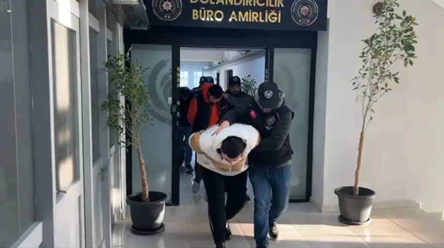 İzmir’de 20 milyonluk sazan sarmalı vurgunu 