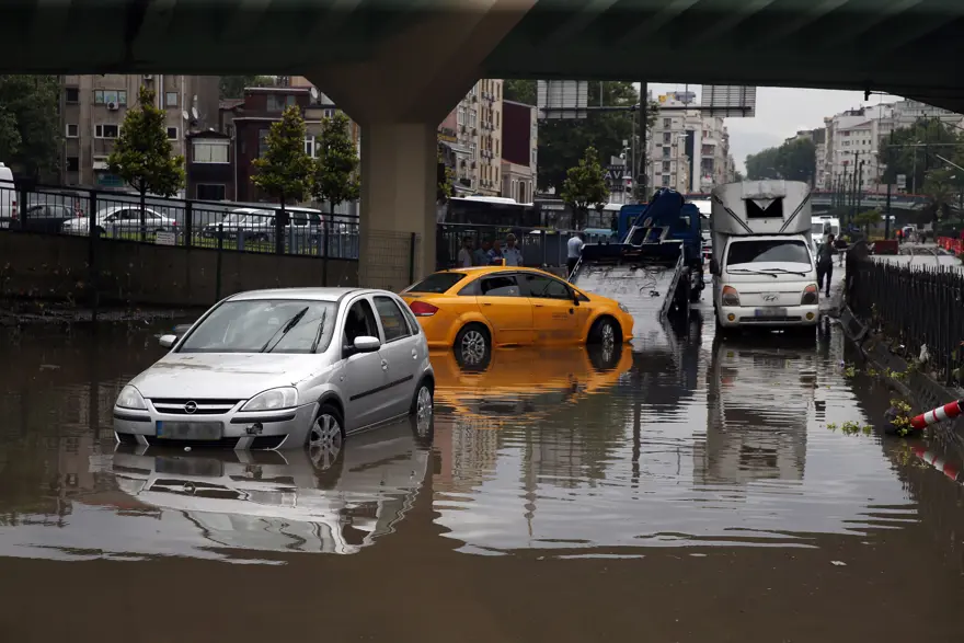 Sel nedeniyle zarar gören araç kaskodan para alabilir mi? 1