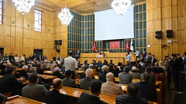 Meclis'te Saadet-Gelecek grubu düştü