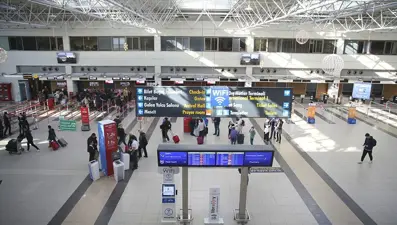 Yurt dışı çıkış harcında yeni dönem! 1 Ocak'ta değişiyor