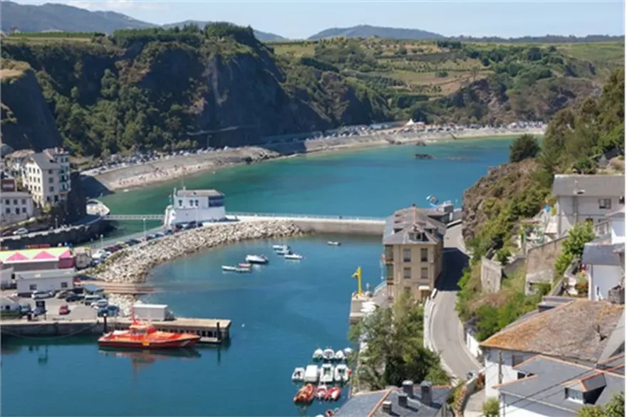 Playa de Gulpiyuri 7 Playa de Gulpiyuri 7