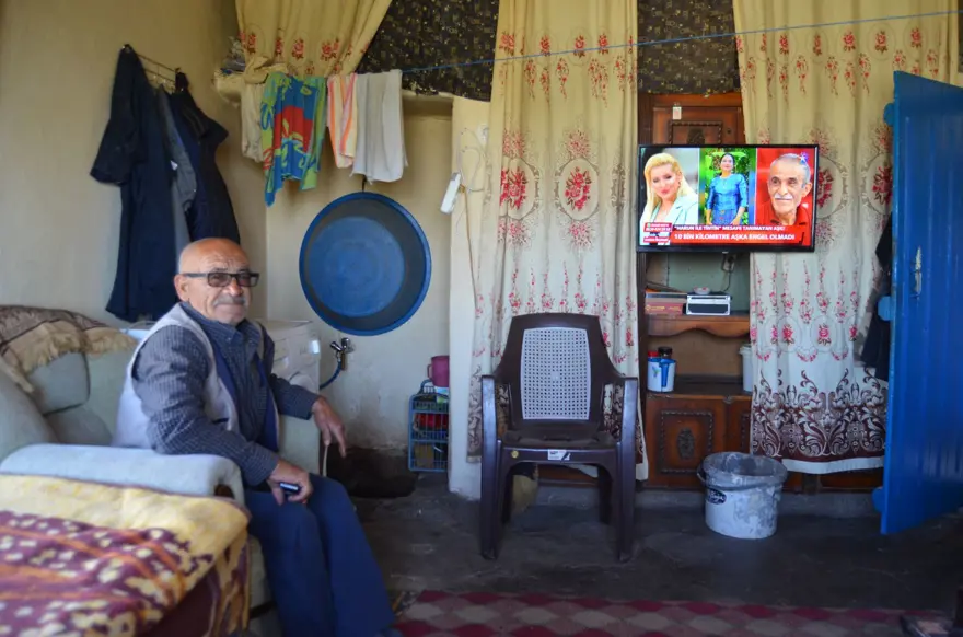 32 yıl önce herkes gitti, o terk etmedi: Köyde tek başına yaşıyor 2