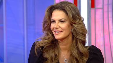 Ceyda Düvenci'nin konuğu Tülin Şahin: Modeller askeri disiplinde çalışır