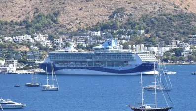 Bin 722 turistle Bodrum'a geldi