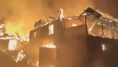 Çankırı'da yangın: Altı ev ve bir ahır küle döndü