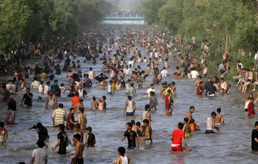 Sıcakta böyle serinliyorlar 9 Sıcakta böyle serinliyorlar 9