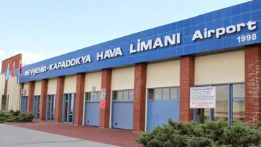 Nevşehir ve Erzincan'da hava ulaşımına kar engeli