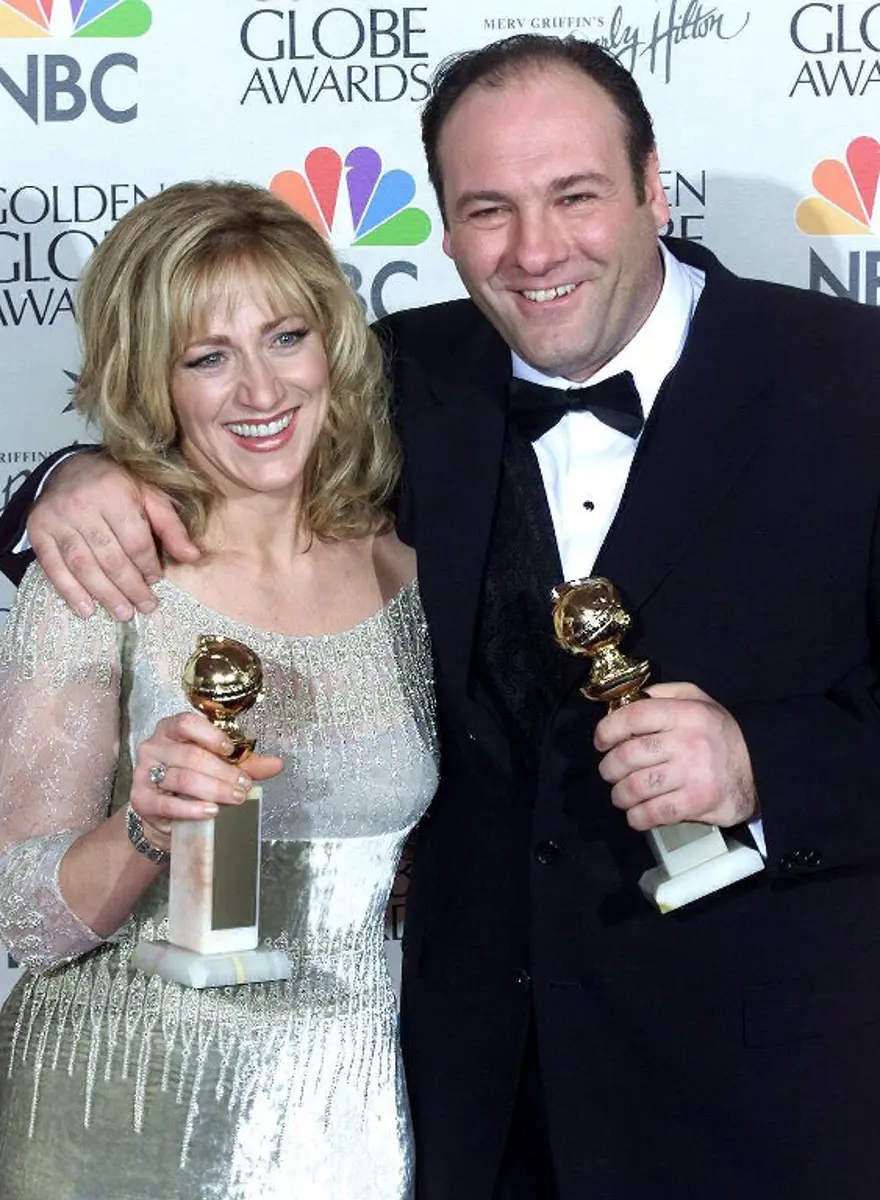 James Gandolfini öldü 