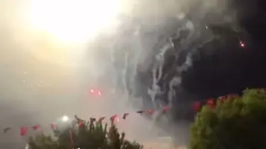 Havai fişek gösterisi hastanelik etti