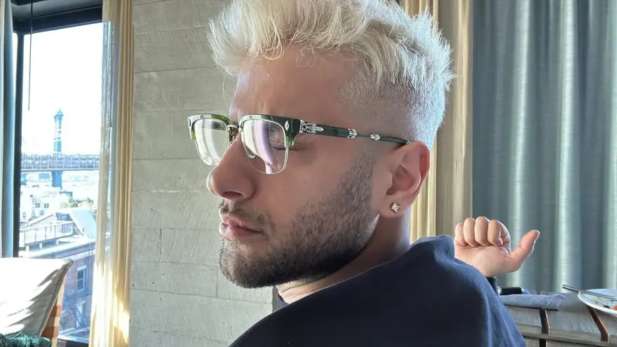 Burak Özçivit'ten yeni imaj: Tatil başlar  (Ünlülerin değişimi) 35