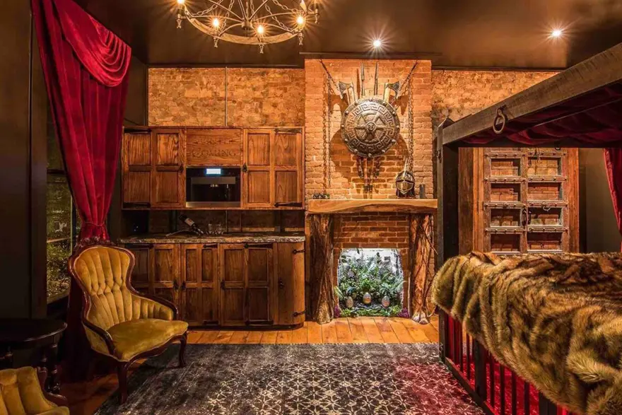 GAME OF THRONES APARTMENT - KENTUCKY / ABD 4