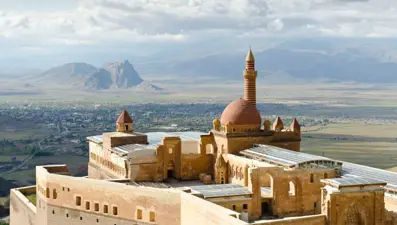 Ağrı'da Osmanlı mimarisinin eşsiz örneği: İshak Paşa Sarayı