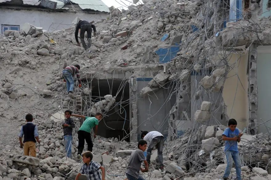 Hakkari'de 1300 bina yıkıldı 1