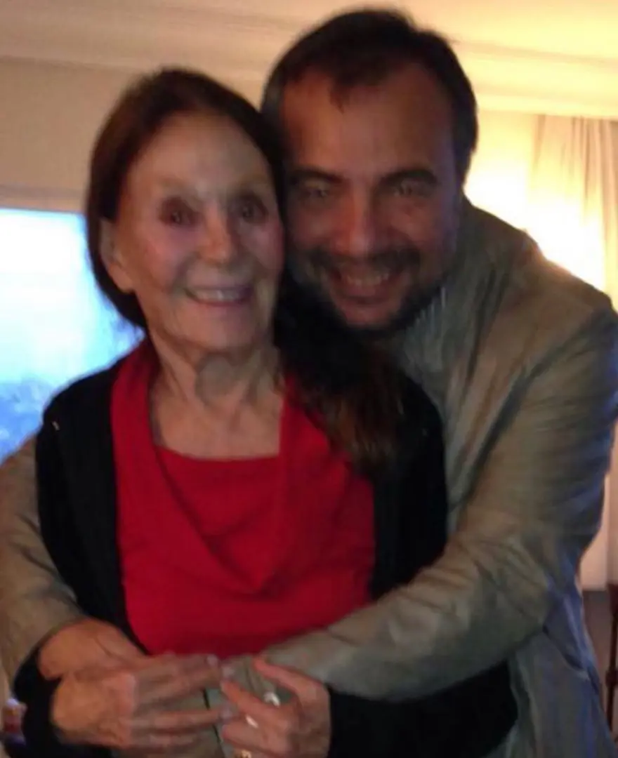 Sanatçı dostlarından Yıldız Kenter paylaşımları 7